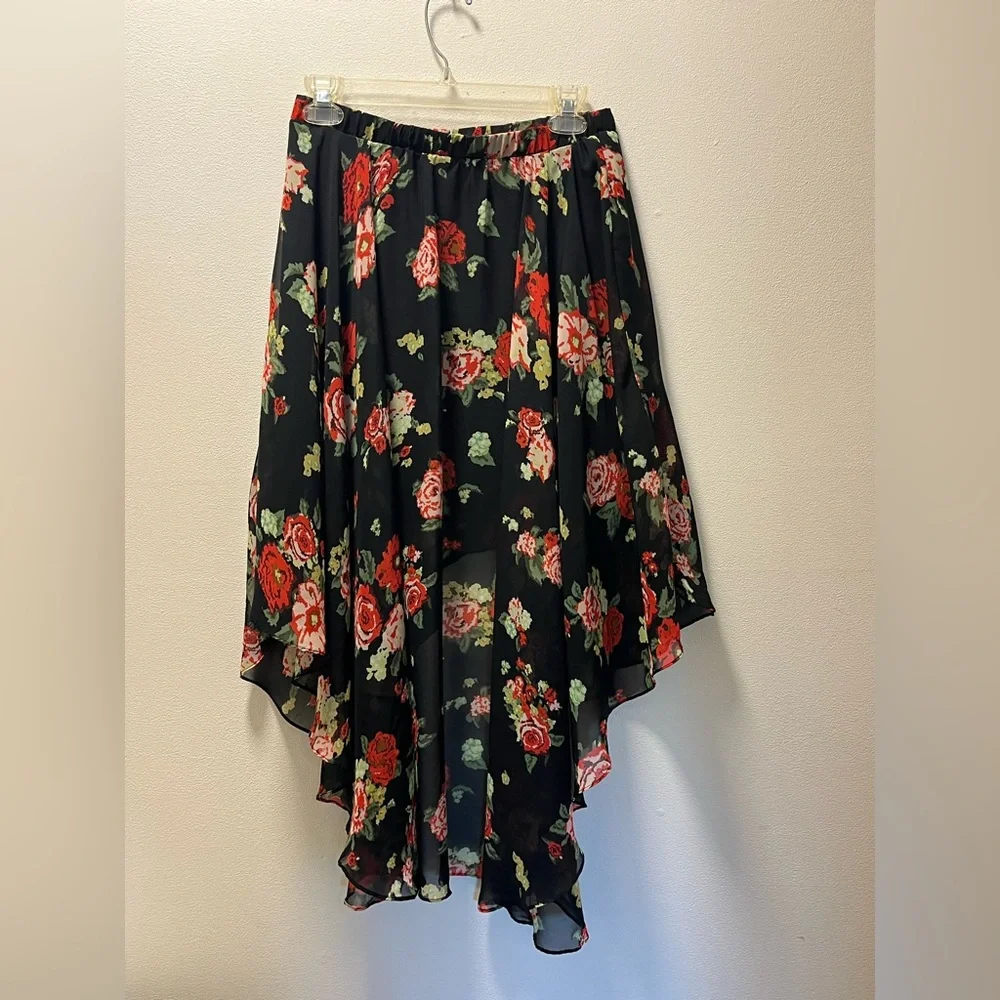Metaphor Hi/Low Boho Flowy Fairy Skirt, Women’s, Size S, Black with Red Flowers - Picture 3 of 5